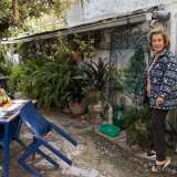 Oggi degli Sforza � rimasta a vivere qui solo una delle figlie: Anna, pittrice barese...